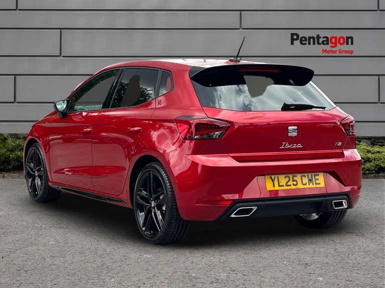  SEAT Ibiza HATCHBACK 1.0 TSI 1 15 FR BLACK EDITION 5DR DSG Petrol