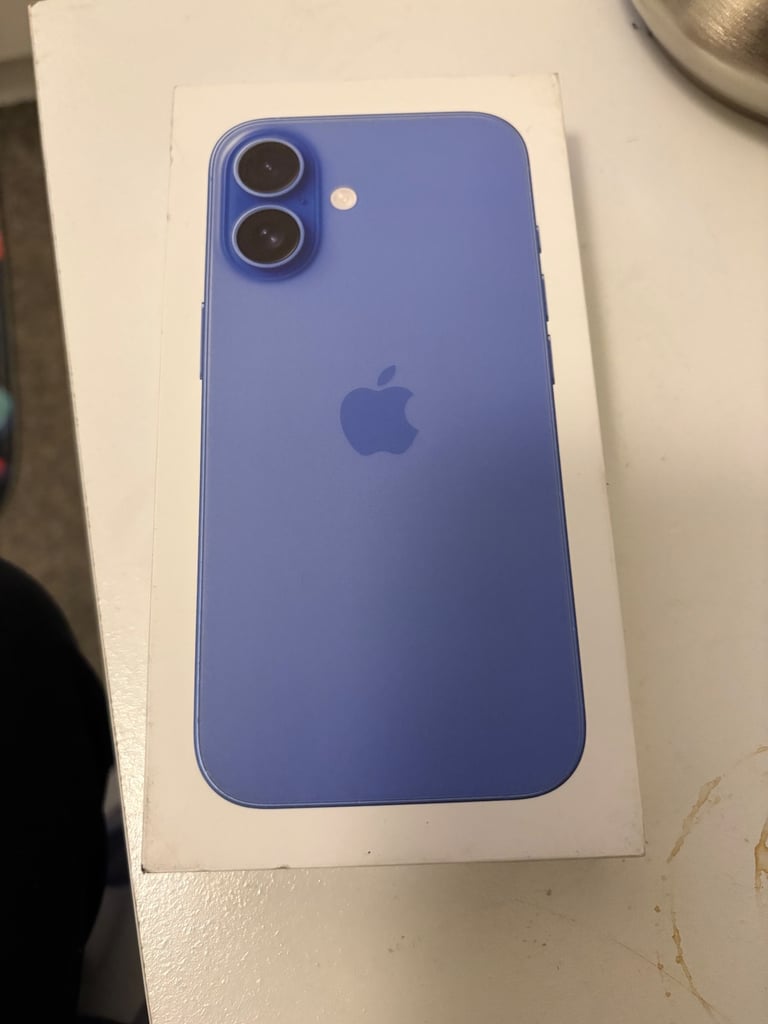 image for iPhone 16 128gb