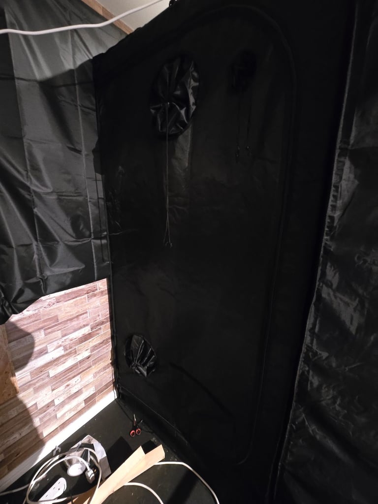 image for GroillaBox Grow Tent 2x1