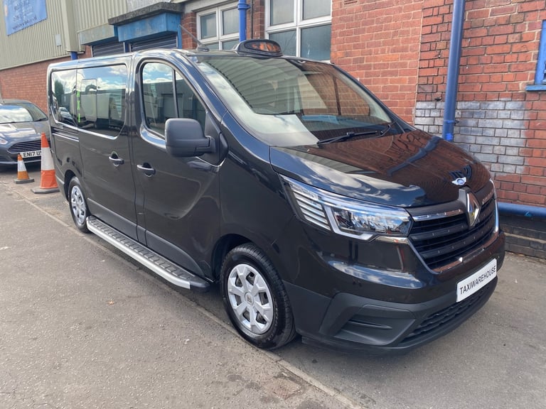 2023 Renault Trafic RX8 Taxi by Voyager 2.0, Euro 6, March 2023 (23) Taxi Diesel Manual