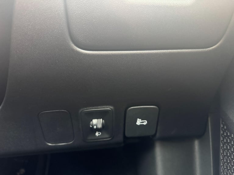 2025 MG MG HS 1.5 Hybrid+ Trophy SUV 5dr Petrol Hybrid Auto Euro 6 (s/s) (224 ps) ESTATE Petrol/E...