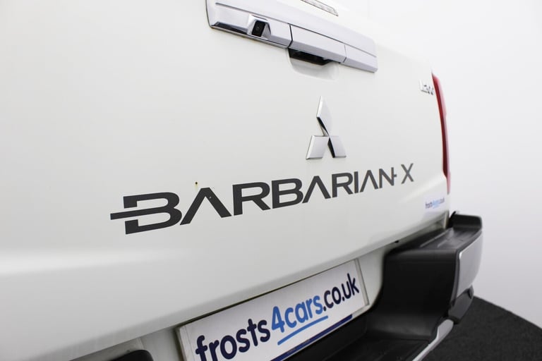 2020 Mitsubishi L200 Doublecab 2.2 Di-D Barbarian X 4WD Automatic Double Cab Pick-up Diesel Autom...
