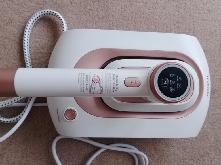 NEWBEALER 1600 WATT STEAM GENERATOR IRON 