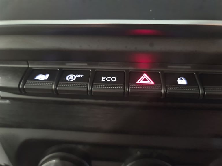 2022 Renault Trafic 2.0 DCI BLUE LL30 SPORT P/V L2 H1 130 BHP LWB Panel Van Diesel Manual