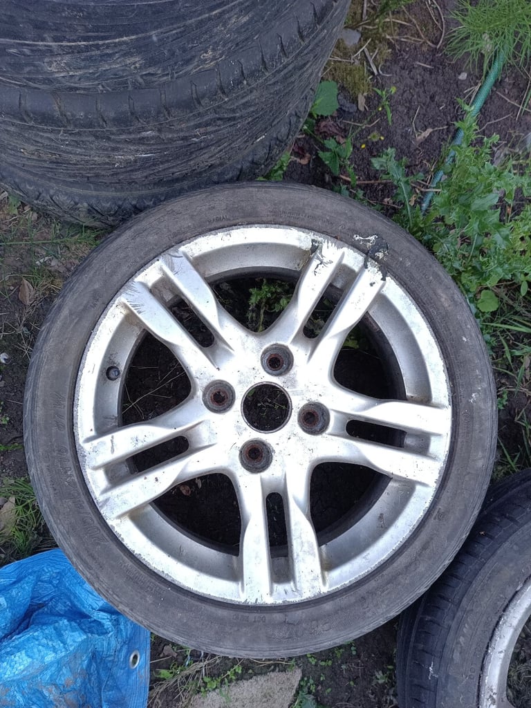 Mitsubishi colt 16" 4x114.3 Wheels