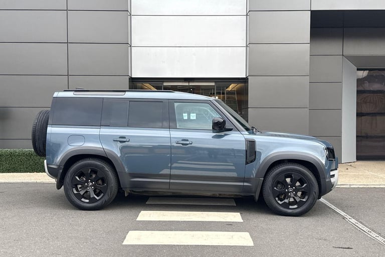 2021 Land Rover Defender 110 3.0 D250 MHEV S Hard Top SUV 5dr Diesel Auto 4WD MWB Euro 6 (s/s) (2...