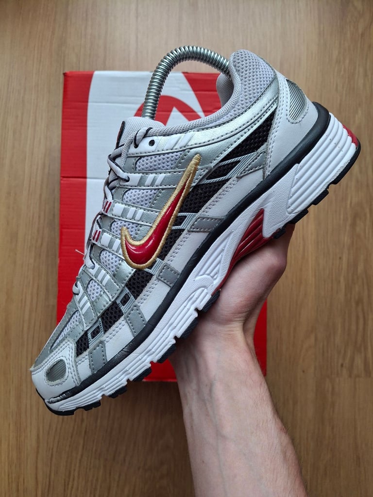 Nike p6000 white/varsity red UK5