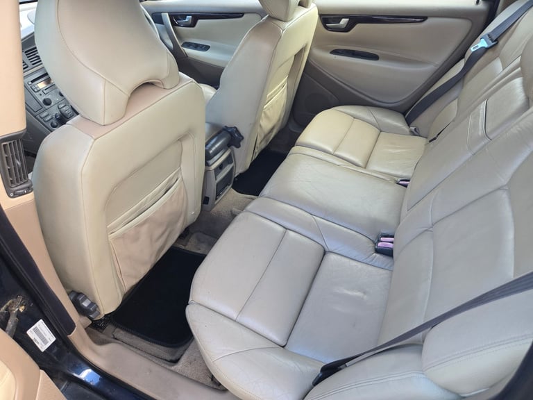 Volvo, V70 T5, Estate, 2001, Automatic, 2319 (cc), 5 doors