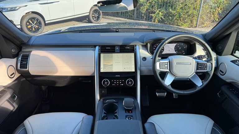 2024 Land Rover Discovery 3.0 D300 Dynamic HSE 5dr Auto ESTATE DIESEL Automatic