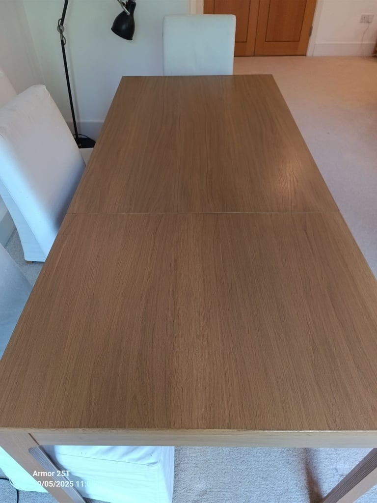 Dining Table & Chairs