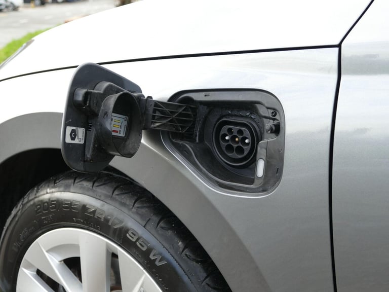 2024 Skoda Octavia 1.4 TSI iV 13kWh SE Technology DSG Euro 6 (s/s) 5dr HATCHBACK Petrol/Electric ...