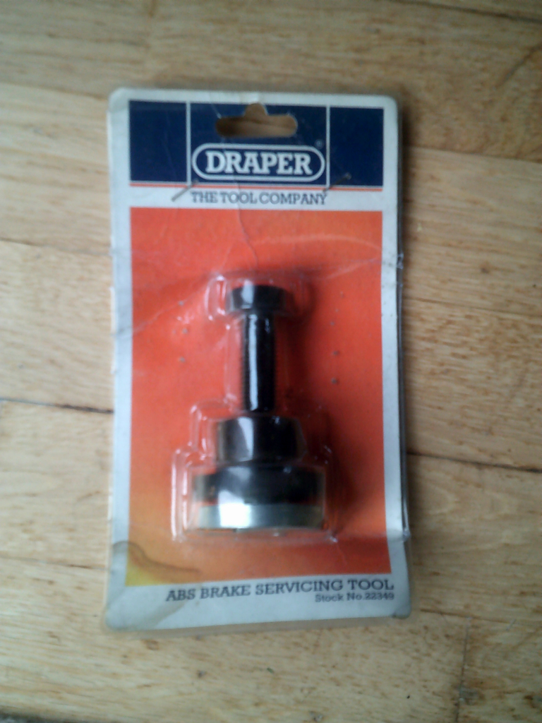 CAR BRAKE PAD SERVICING TOOL - BRAND NEW IN PACKET