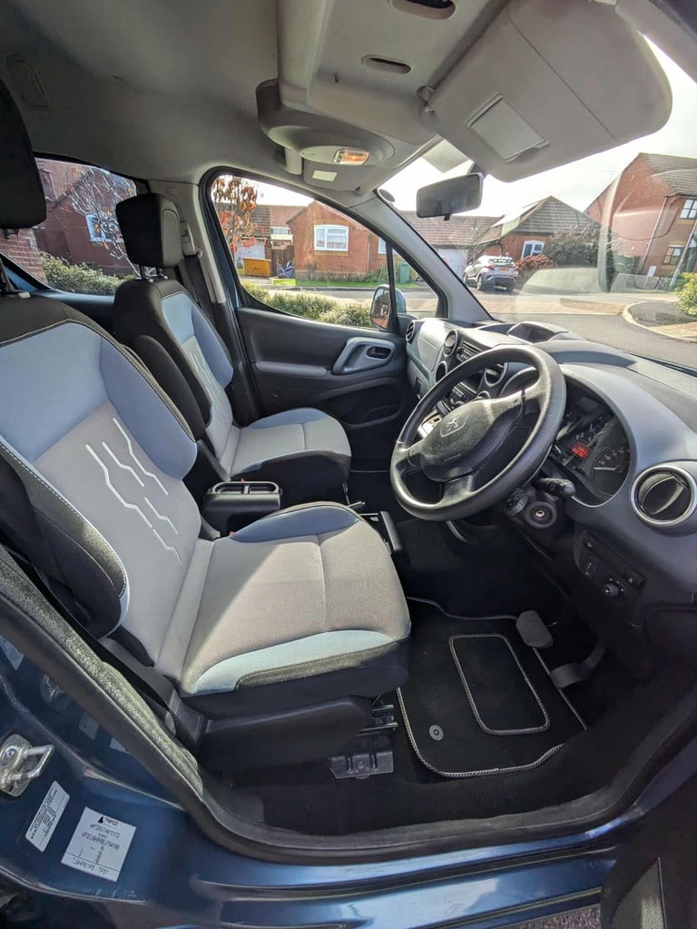 Peugeot Horizon Automatic 1.5L diesel, 41.5 MPG