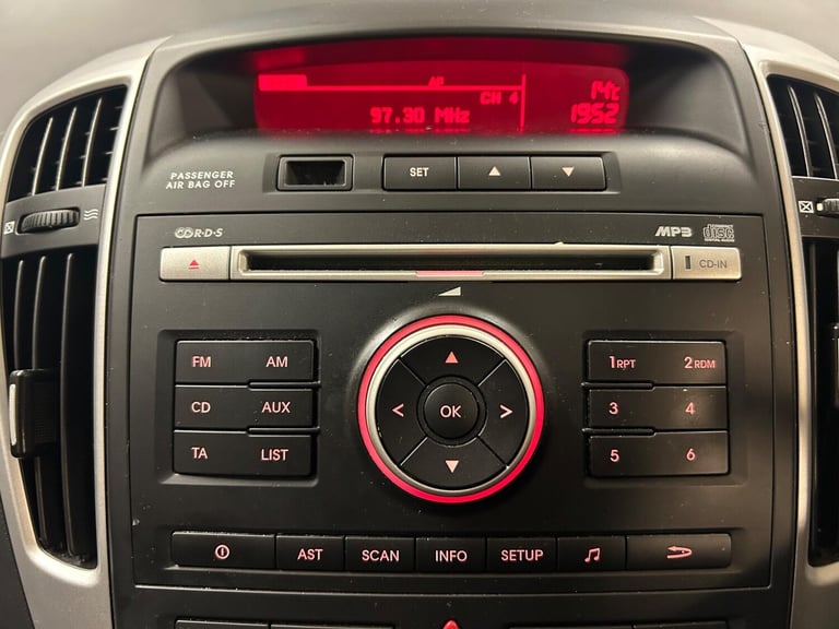 2011 Kia Ceed 1.4 1 Euro 5 5dr HATCHBACK Petrol Manual