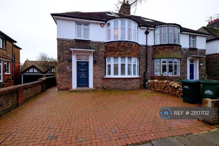 5 bedroom house in Wilbury Crescent, Hove, BN3 (5 bed) (#2110702)