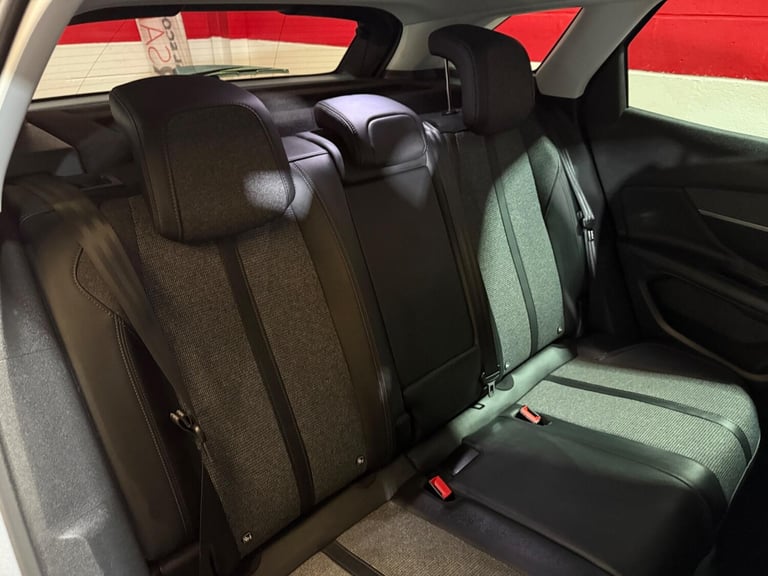 2019 Peugeot 3008 1.2 PureTech Allure Euro 6 (s/s) 5dr HATCHBACK Petrol Manual