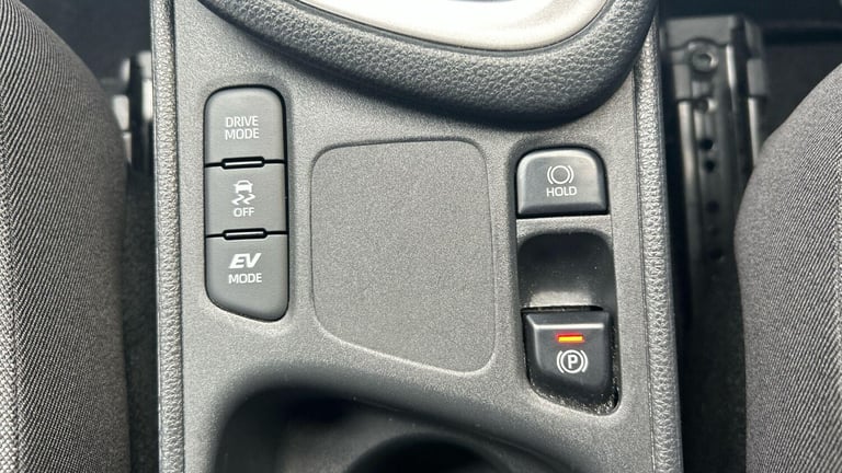 2023 Toyota Yaris 1.5 VVT-h Icon Hatchback 5dr Petrol Hybrid E-CVT Euro 6 (s/s) (116 ps) HATCHBAC...
