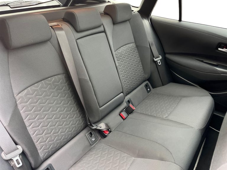 2021 Toyota Corolla 2.0 VVT-h Design Touring Sports CVT Euro 6 (s/s) 5dr ESTATE Petrol/Electric H...