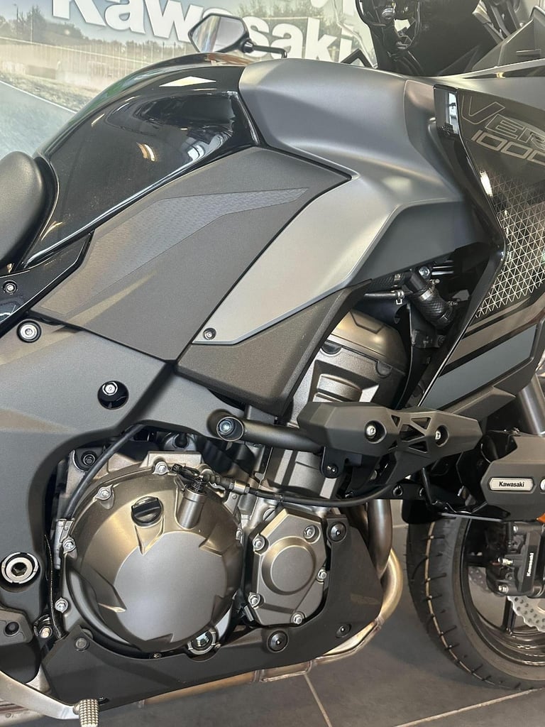 2025 Kawasaki Versys 1000 1000 SE Euro 5
