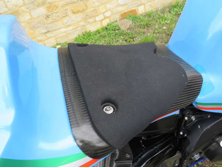  Suzuki GSX-R1000 K8 BSB Manual
