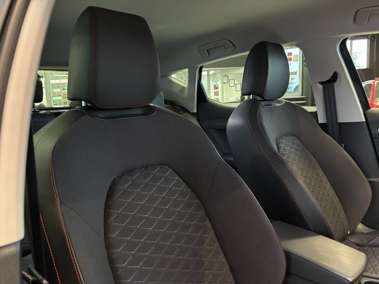 2021 SEAT Leon 1.5 TSI EVO FR 5dr HATCHBACK PETROL Manual