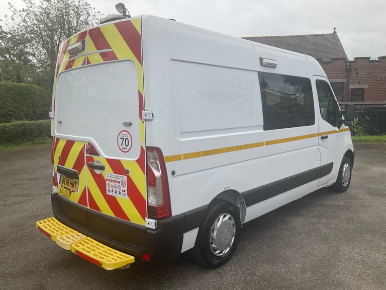 VAUXHALL MOVANO WELFARE VANS ON FINANCE FROM £283 PER PER MONTH 