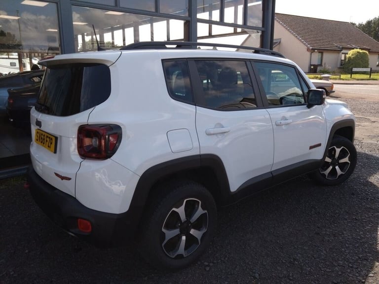 2018 Jeep Renegade 2.0 Multijet Trailhawk 5dr 4WD Auto ESTATE Diesel Automatic