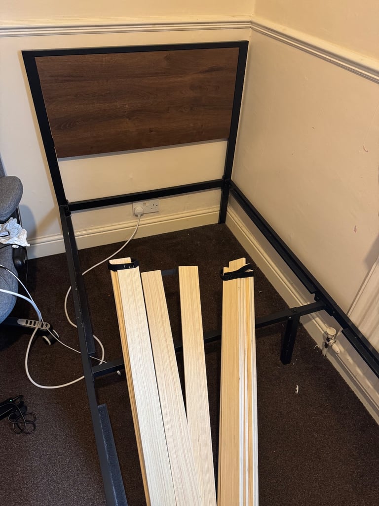 image for Single bed 