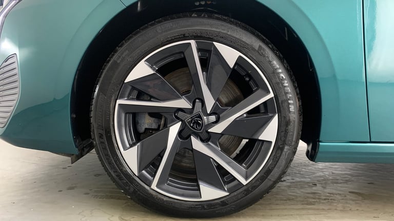 2024 Peugeot 308 SW 1.6 12.4kWh Allure Premium Estate 5dr Petrol Plug-in Hybrid e-EAT Euro 6 (s E...