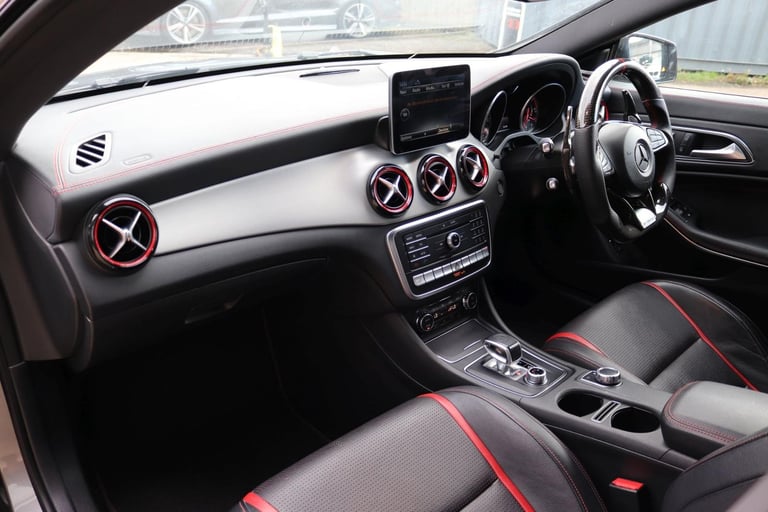 Mercedes-Benz CLA 2.0 CLA45 AMG Coupe SpdS DCT 4MATIC - AMG EXHAUST - FULL SPEC