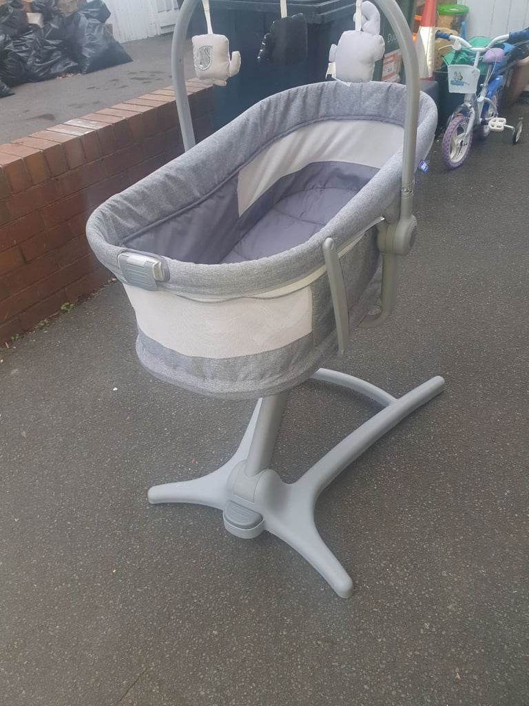 Chicco Baby Hug Crib, Adjustable Rise & Fall , Tilt , Mobile etc & High Chair. Good Condition,Clean