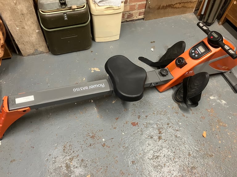 BR3150 rower