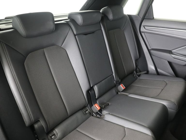 2022 Audi Q3 1.5 TFSI CoD 35 Black Edition SUV 5dr Petrol Manual Euro 6 (s/s) (150 ps) Petrol Manual