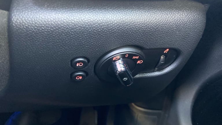 2020 MINI Electric Hatch Cooper SE 32.6kWh Level 3 Hatchback 3dr Electric Auto (184 ps) Hatchback...