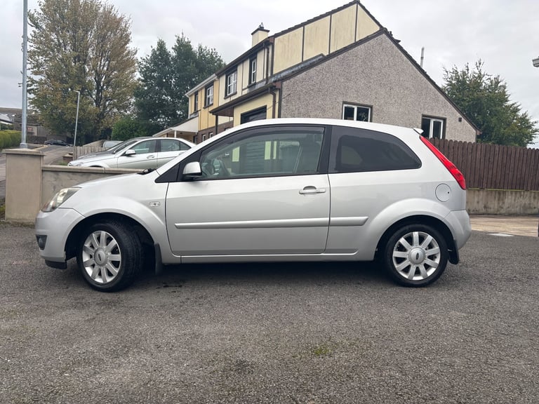 Ford, FIESTA, Hatchback, 2007, Manual, 1242 (cc), 3 doors
