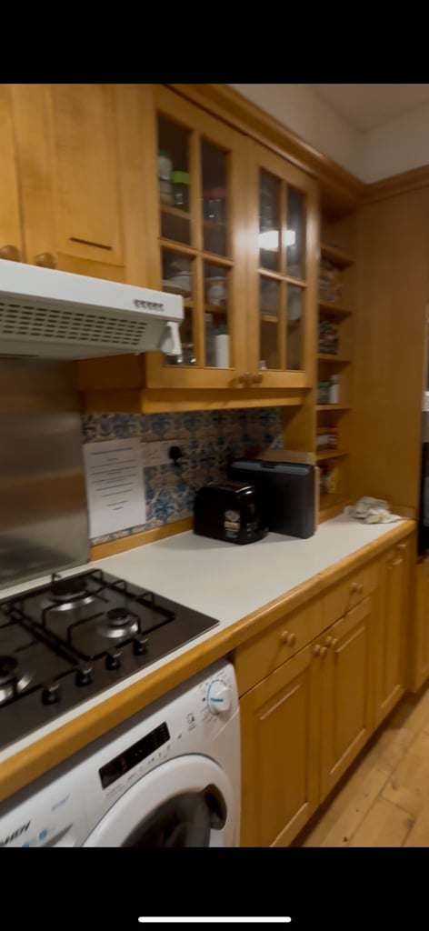 Room For Rent- Quiet house share, £695 (pcm)