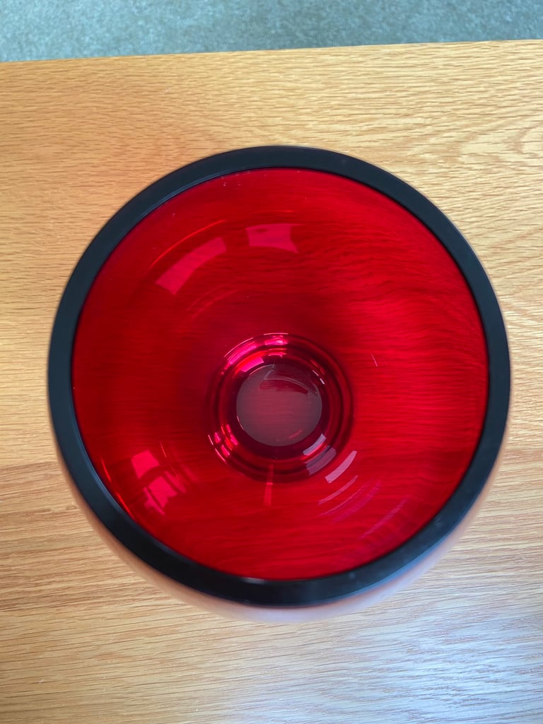 M&S PILLAR CANDLE HOLDER