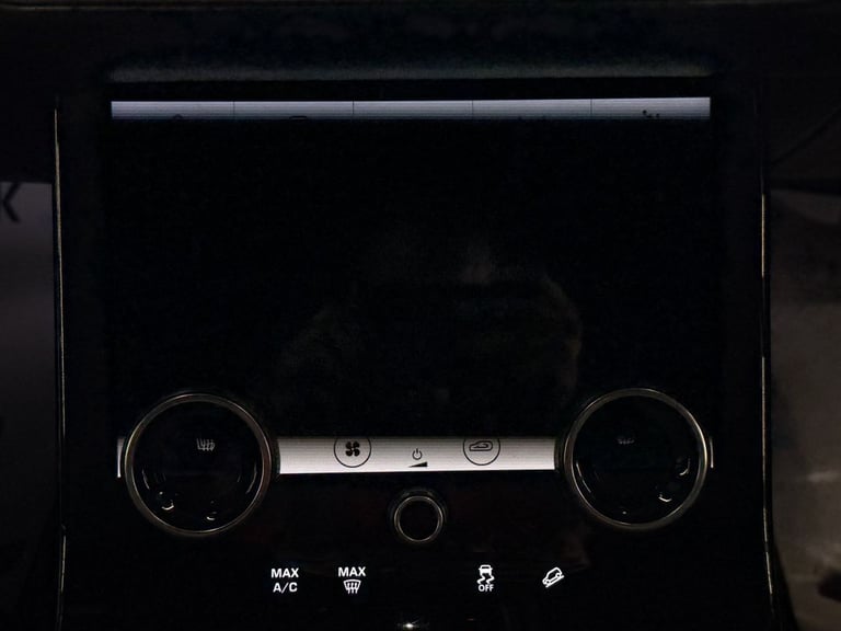 2018 Land Rover Range Rover Velar 2.0 D240 R-Dynamic HSE SUV 5dr Diesel Auto 4WD Euro 6 (s/s) (24...