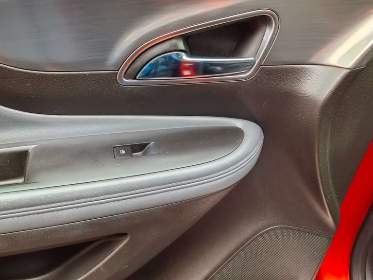 2015 Vauxhall Mokka 1.4 Mokka SE T Auto 5dr - Sunroof - Full Service History! SUV Petrol Automatic