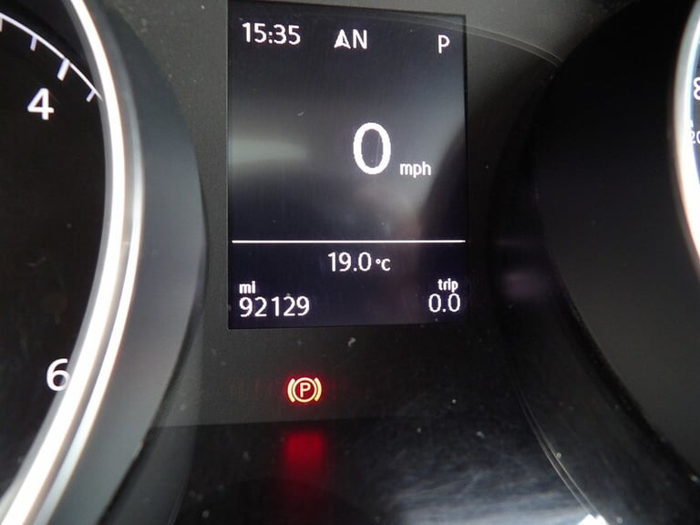 2018 Volkswagen Touran 2.0 TDI SE Family 5dr DSG MPV DIESEL Automatic