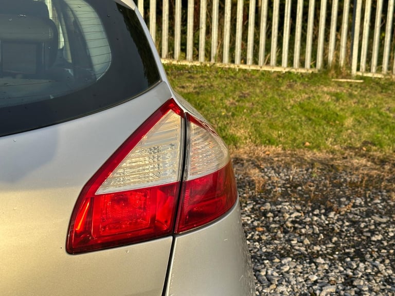 RENAULT MEGANE 1.6 16V Dynamique TomTom 2011