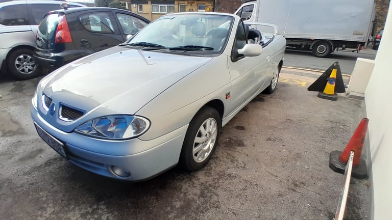 2002 Renault Megane 1.6 16V Dynamique + 2dr COUPE Petrol Manual