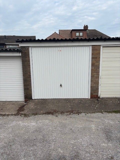 image for Lock up garage to let in Coleshill