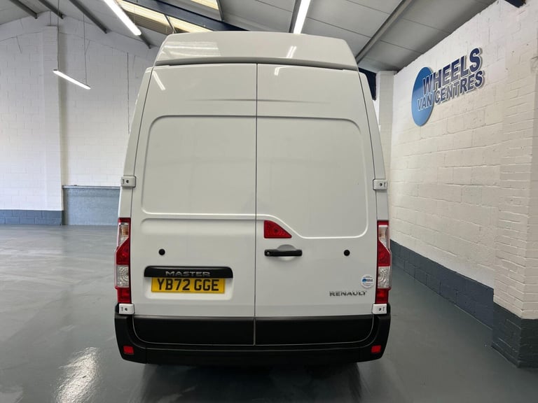 2022 Renault Master LH35dCi 135 Business High Roof Van PANEL VAN DIESEL Manual