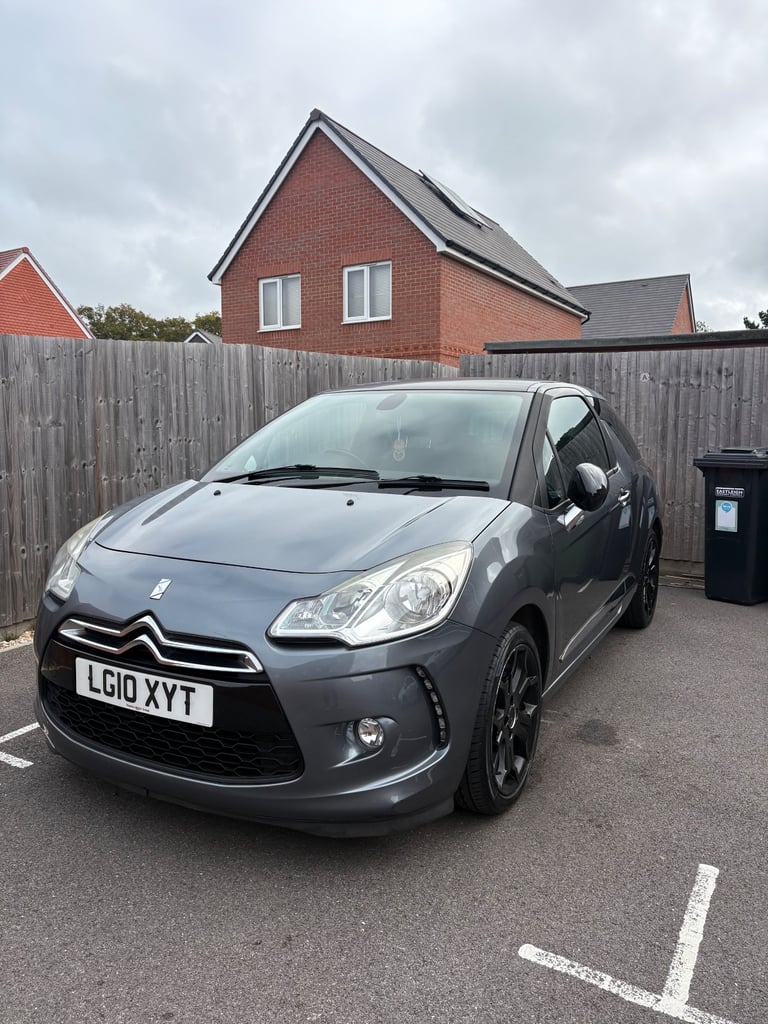 Citroen, DS3, Hatchback, 2010, Manual, 1598 (cc), 3 doors
