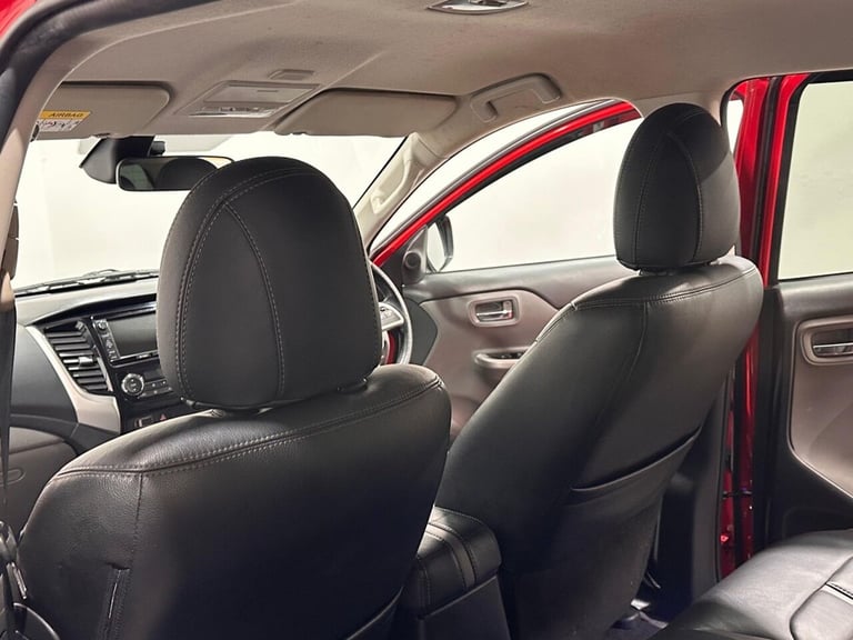 2016 Mitsubishi L200 2.4 DI-D DC Barbarian Pickup Double Cab 4dr Diesel Auto 4WD Euro 5 (178 ps) ...