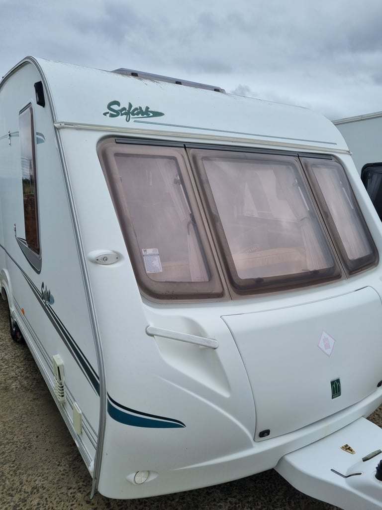 Abbey safari fixed bed excellent condition 