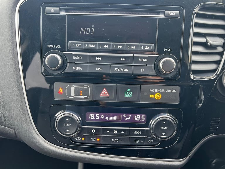  Mitsubishi Outlander 2.0h 12kWh GX3h CVT 4WD Euro 5 (s/s) 5dr Petrol/Electric Hybrid Automatic