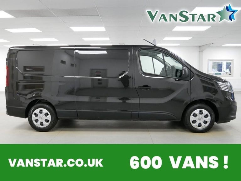 72 RENAULT TRAFIC 30 2.0 BLUEDCI 130 BHP LL LONG BUSINESS + EDITION ( AIR CON )