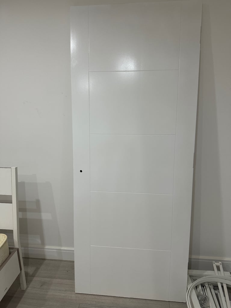Brand new Howdens fire door FD30 
